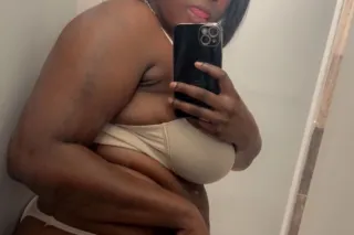 😜 Hey Guys im new in town/Outc... - Image 3