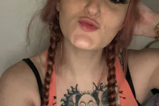 fire content 🔥🔥🎉 2 girls! - Image 5