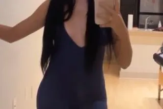 DEALS ALL NIGHT 👅 2 girls 👯♀ -... - Image 3