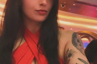 WHO WANTS TO 👸🏻✨💲POIL ME✨ 💁🏻♀ FOR MY BDAY 🥳🎉 TODAY BEFORE I LEAVE FOR MIAMI 🤑💃🏻☀🌺🌴 - Image 9