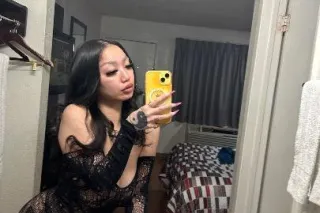 sweet petite asian treat 🌹🧧 - Image 1