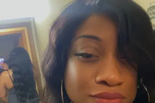 2girls 4holes/xxxblackqueensxx... - Image 2