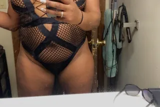 2girls 4holes/xxxblackqueensxx... - Image 1