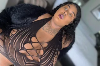 NEW HERE‼SEXY 6ft SSBBW P👅RN $... - Image 4