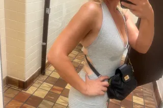 your sexy snowbunny 🐇 intown for a good time not a long time - Image 9