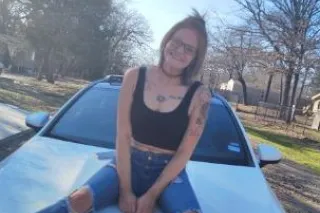 Sexy tatted up redhead spinner... - Image 3