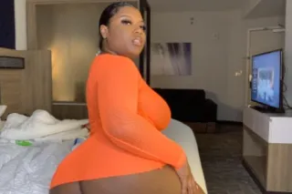 Your New Busty Bestie😊❤ - Image 3