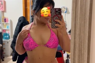 disponible soy una ecuatoriana... - Image 1