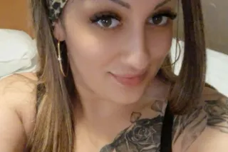 SEXY CARMEN - Image 1