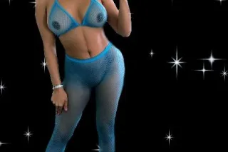 LATINA NOW AVAILABLE video cal... - Image 2