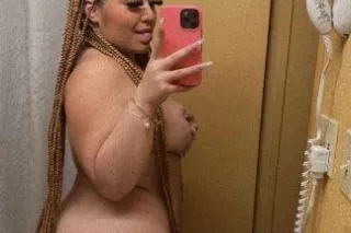 thick latina in town a few nights only‼ - Image 6