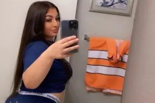 thick latina in town a few nights only‼ - Image 8