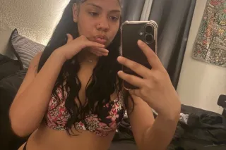 I’m thick 🍑 and want to play 😝 - Image 7