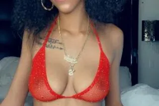 ⭐😍 Your Favorite Best Kept Sec... - Image 1