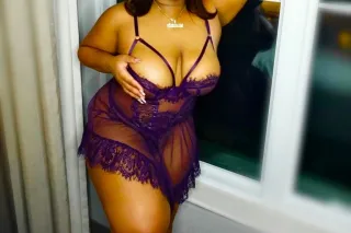 Lets Play House🤭✈Just Landed🛬🌍150 Rose $PeciAL🌹/outcall - Image 1