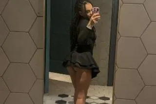 Let me grip my 🐈 around your INCALLS RUSH ME !! - Image 1