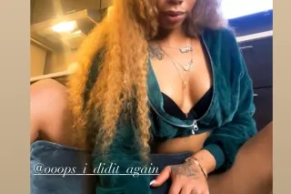 LIMITED TIME ONLY🌴🍀🤩 Beautiful... - Image 2