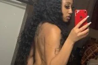 Creamy, pretty & petite 🩷✨ INC... - Image 3