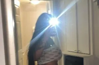 DEEP THROAT BIGG BOOTY FREAK😈👅 - Image 9