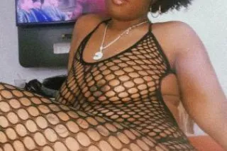 pretty pink tight pussy incalls and outcalls - Image 4