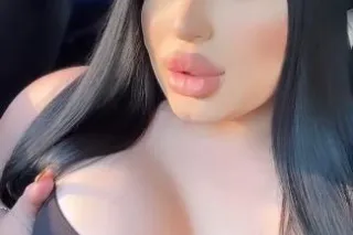 Cum throat fuck me and make me... - Image 4