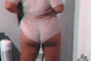 BIG BOOTY BABE - 25 - Image 4