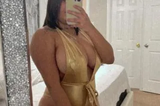 Sexy Latina - 22 - Image 3