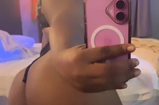 CHOCOLATE 🍫🇯🇲FREAK αναιℓαвℓє и... - Image 2