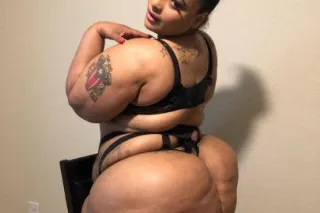 😍THE LOVELY ASSOHOLIC 😍 THE BE... - Image 4