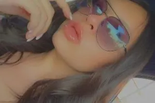 I can fit it all in my mouth✊🏼... - Image 1