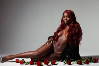 Gorgeous 😍 Upscale ; Petite treat 🩷 Everett private incall + outcall available 😘 - Image 5