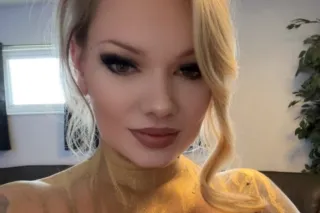 Sexy Ass Blonde !!! Ready to M... - Image 2