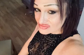 100% real big boobies👄 long legs to die for and some killer dick sucking lips I'm just simply irresistible 🩷 - Image 9
