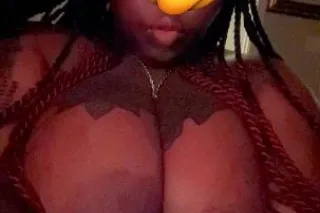 Throat Goat👅📌"incall only"😈 Le... - Image 3
