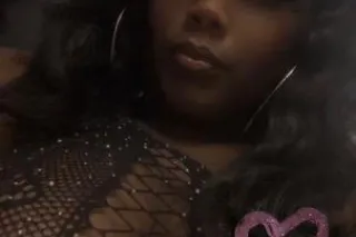 🍑✨COME ENJOY MY BUNZZ✨🍑 - Image 5