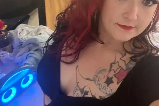 WHATS BETTER THEN 1 BBW YUP TH... - Image 4