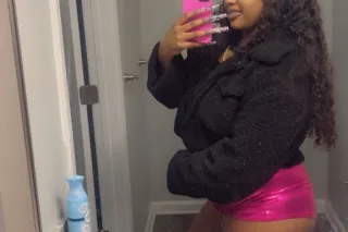 hey daddy if your looking for ... - Image 2