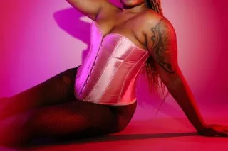 BOOK NOW ! ANYA - Image 9