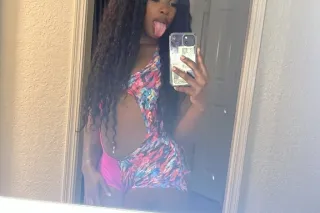 FunSize Sexy Doll Enjoys pleasing & caressing your body,come see why they alway come back Bae - Image 3