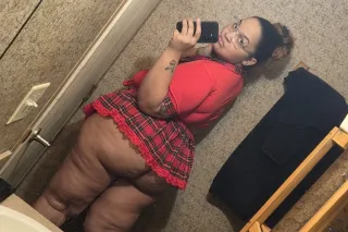 🔅●🤗NEW IN TOWN 🤗●🔅💲𝚁𝙴𝙰𝙳𝚈 𝚃𝙾 𝙼𝙴... - Image 2