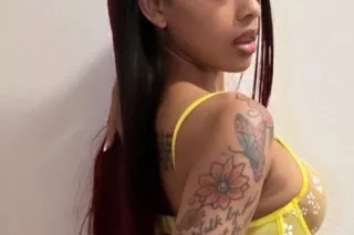 Available NOW !! send me a message 😘 - Image 2