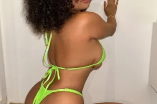 🥰🥰😈😈 REAL AND SEXY HOT GIRL 😈😈... - Image 1
