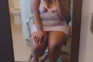 Sexy Ebony bbw 🍫 let's have so... - Image 4