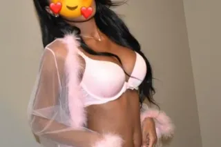 I’m so glad you found me 💋With... - Image 3