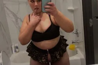 I LOVE TO PLEASE 👅 BIG BOOTY LICIOUS WHITE GIRL HERE, READY TO PLEASE YOU DADDY 👅💦 - Image 10