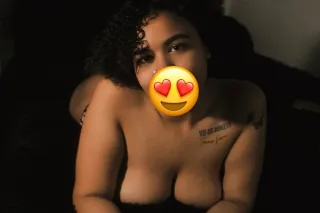 outcalls only hey daddy 💦💦TIGH... - Image 1
