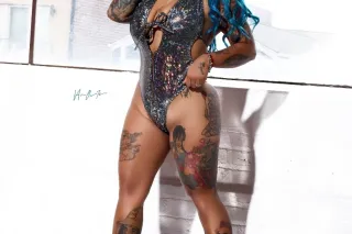 Cum fuck the 4'10 mattress soaker 😈🥵 - Image 6
