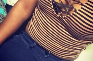 real freak hoe 😜💦 fat juicy as... - Image 2