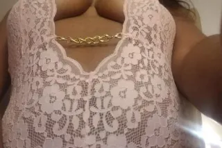 QV SPECIAL 60 ROSES TAKE ADVANTAGE FOR INCALL ONLY - Image 7