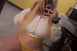 💕Sweet Sexy Girl👅 available no... - Image 3